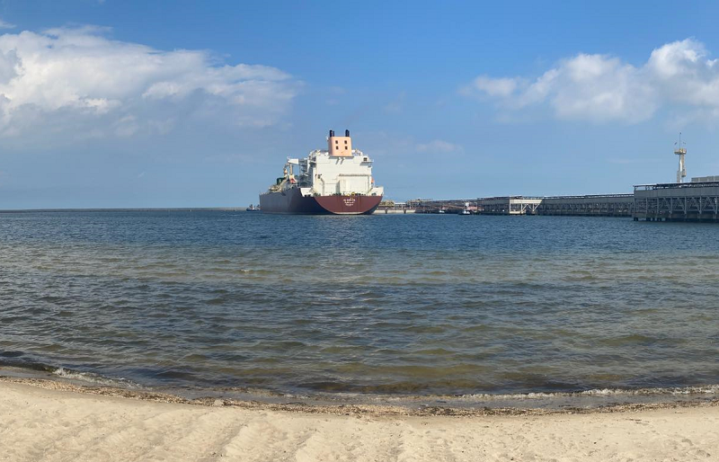 1⃣-sza dostawa #LNG dla #PGNiG w 2021 r. już do nas dotarła! 

8 stycznia metanowiec🛳️ MARAN GAS APOLLONIA dostarczył do #TerminalLNG w <a href="/MiastoS/">Miasto Świnoujście</a> ok. 9⃣0⃣ mln m3 #gazziemny (wolumen po regazyfikacji). Spodziewamy się pracowitego roku i wielu dostaw #gaz.u do 🇵🇱

📸100. dostawa LNG