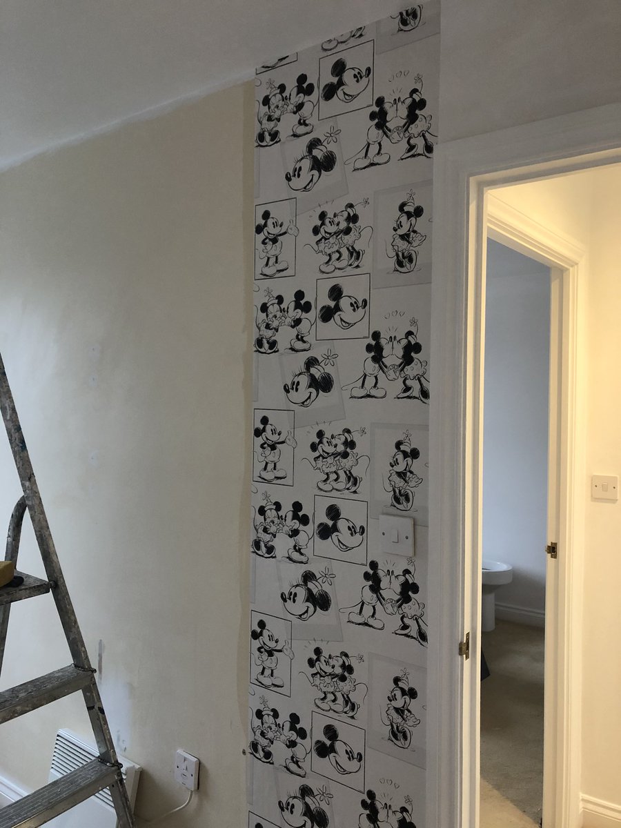 TimBeale00's tweet image. Finishing touches to a apartment nearly ready for customers to move in 😁mickey mouse 🐭 wallpaper 😂😂#lockdownwork#emptyflat#mickeymouse#decorating
