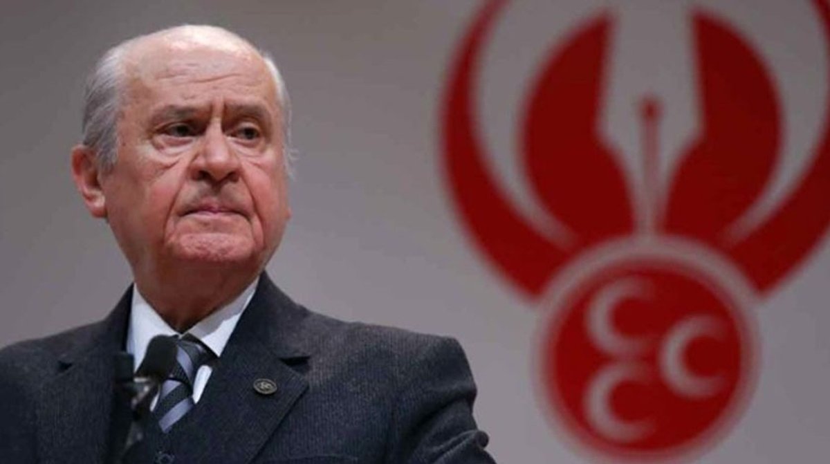 #sondakika MHP Lideri Devlet Bahçeli çağrısını yineledi: 

'HDP kapatılsın'

turkgun.com/mhp-lideri-dev…