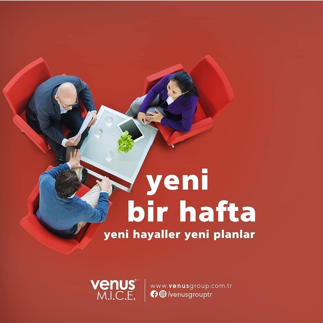 Maksimum verim almanızı hedeflediğimiz toplantı organizasyonlarında kurumsal kimliğinizi yansıtacak doğru hamleleri uyguluyoruz.