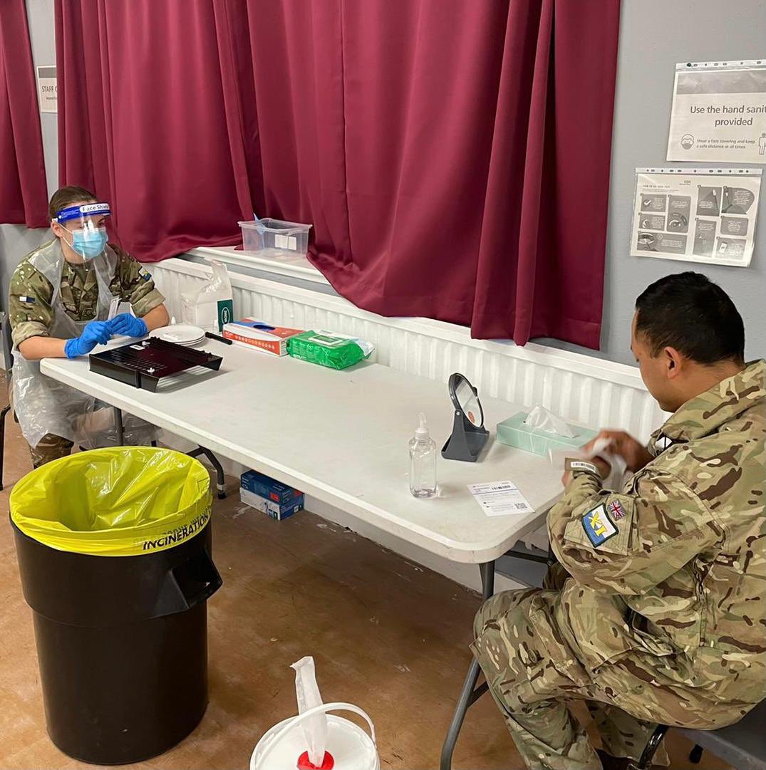 Soldiers from 21 Sig Regt have deployed to the West Midlands as part of Winter Taskforce, assisting schools with testing of the children of key workers. They first established their own #COVID test centre to test their own personnel prior to deploying. 
#StayHome
<a href="/BritishArmy/">British Army 🇬🇧</a>