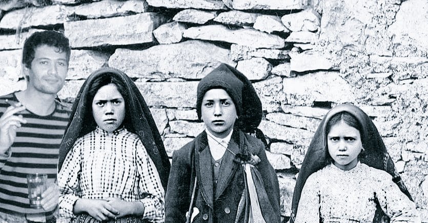 PhilipMarinho's tweet photo. «Bem- aventurados os pobres em espírito, porque deles é o Reino dos Céus."
In As bem-aventuranças, Evangelho segundo S. Mateus(5,1-12) https://t.co/rP8gfOjtuq