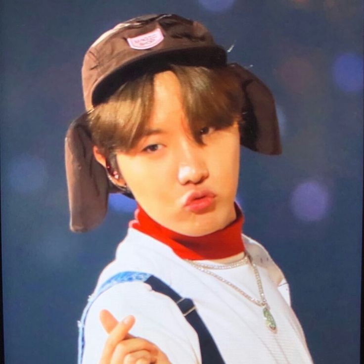 [End of thread] in closing, hoseok is the most sweetest, kindest, precious and cheerful person!! This big ball of sunshine deserves the world and much more 