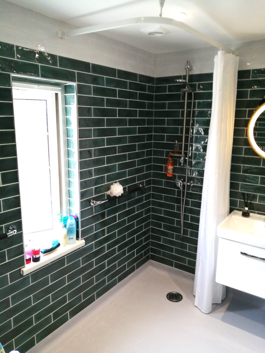 AlexFrenchaAsc's tweet photo. AFA recently acted as project coordinators for this adaption from bathroom to wetroom with @kingfisherdevel. The tiles and overall finish is excellent and the client was delighted. https://t.co/TkUAOpDVUy