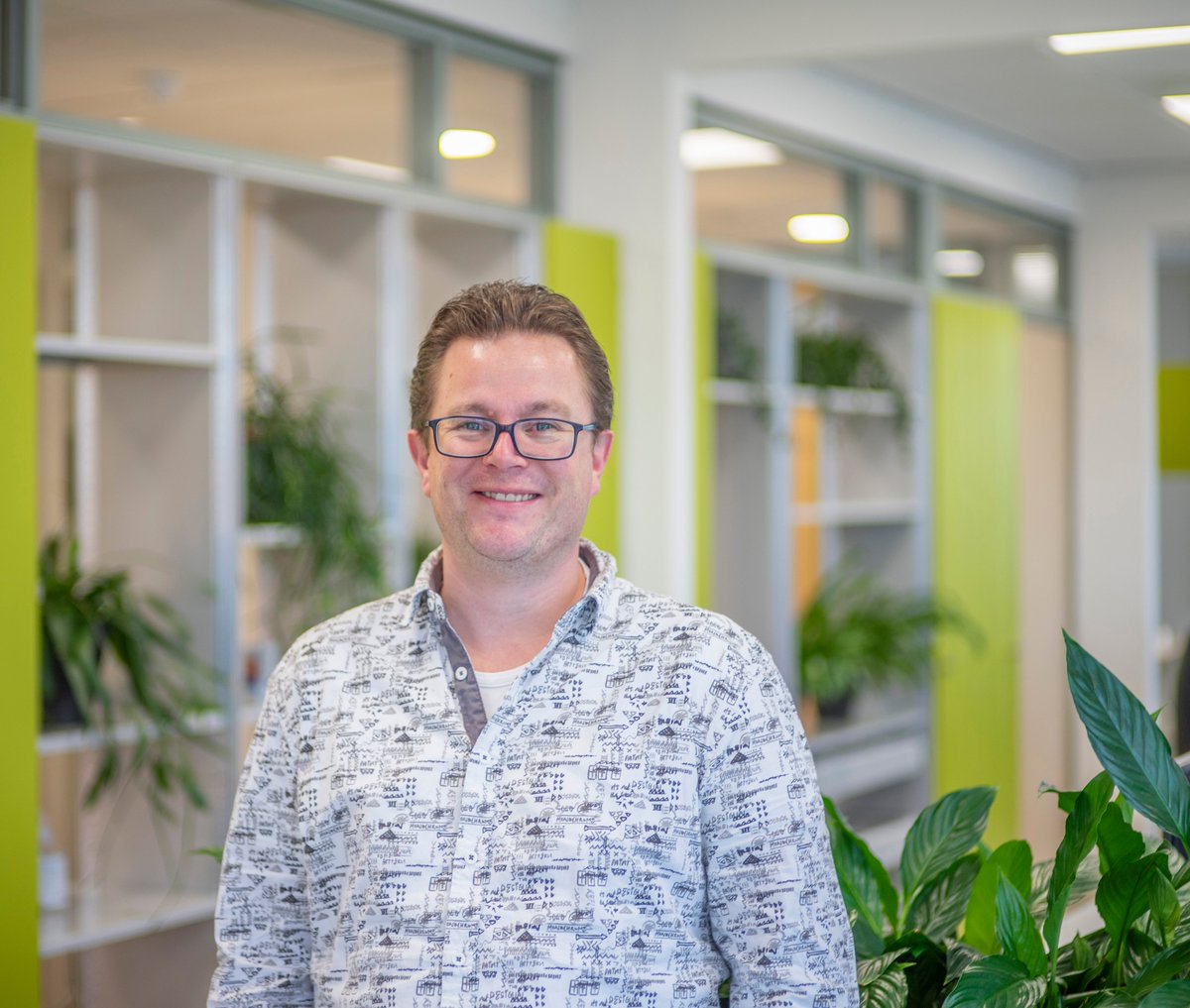 Wubbenchan's tweet photo. Sinds 1 januari '21 versterkt Jeroen Streppel het engineeringsteam als bouwkundig BIM modelleur. 
Welkom Jeroen!

#nieuwecollega #welkom #team #wubbenchan #engineering https://t.co/3yD7h2cuPK