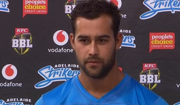 FlashCric's tweet photo. Man of the Match: Wes Agar

WRAP #STRvSTA:
👉 https://t.co/LCViw096VF 👈 

#BBL10 #TeamGreen #BlueEnergy https://t.co/pwGRlGsfYO