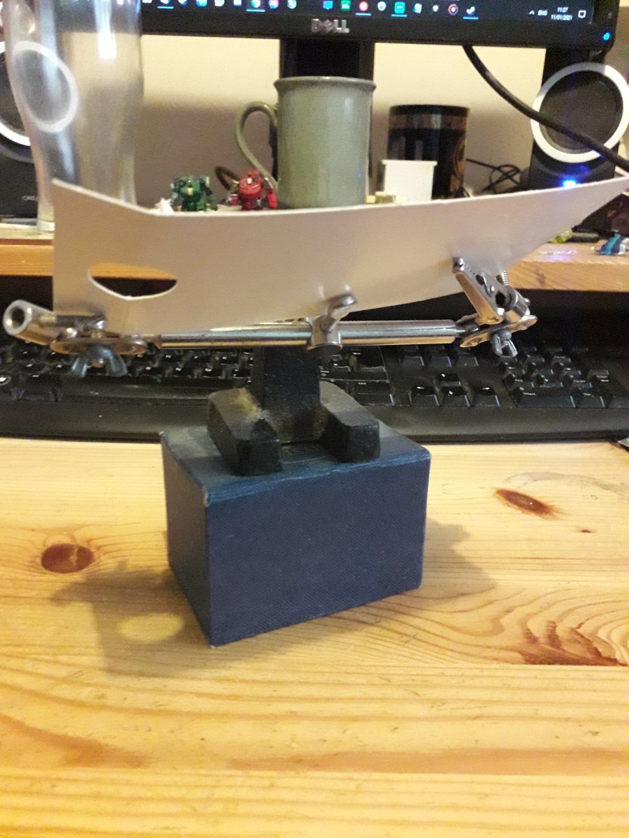 StormHamster's tweet image. So for your entertainment here&apos;s the Macgyvered phone camera cradle i use when I&apos;m doing a paint stream 😀

#twitch #prostream