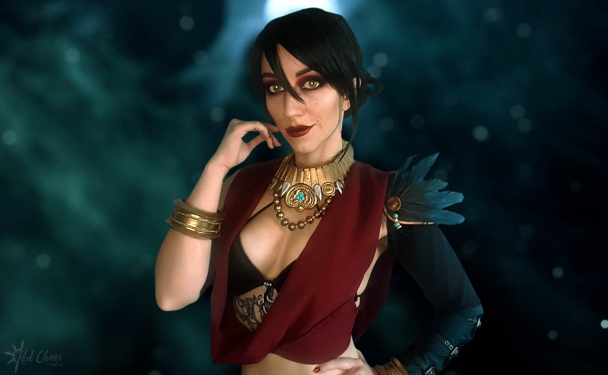 RedChaosCosplay's tweet photo. Heyy, I'm back on Twitter! Missed me? 🔥
#morrigan #cosplay from
@dragonage @bioware https://t.co/daYbh6vzlU