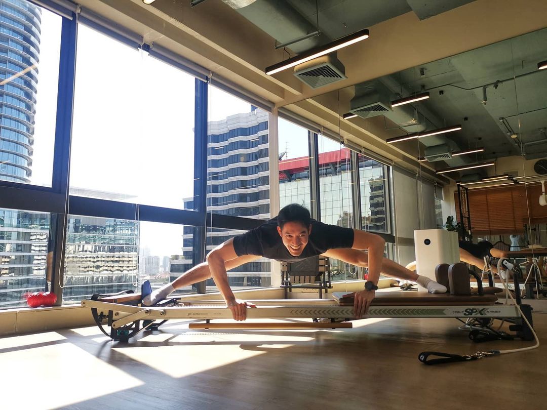 support_weir19's tweet photo. Spider Weir🕸️🕷️ @weir19 #Privatepilates #รูปสต็อคไว้เยอะเลยฮะ #absoluteyou 
#เวียร์เบลล่า #เวียร์ศุกลวัฒน์ Cr:https://t.co/X8zOYeIcUk.ohm https://t.co/dr6bKzEvnV