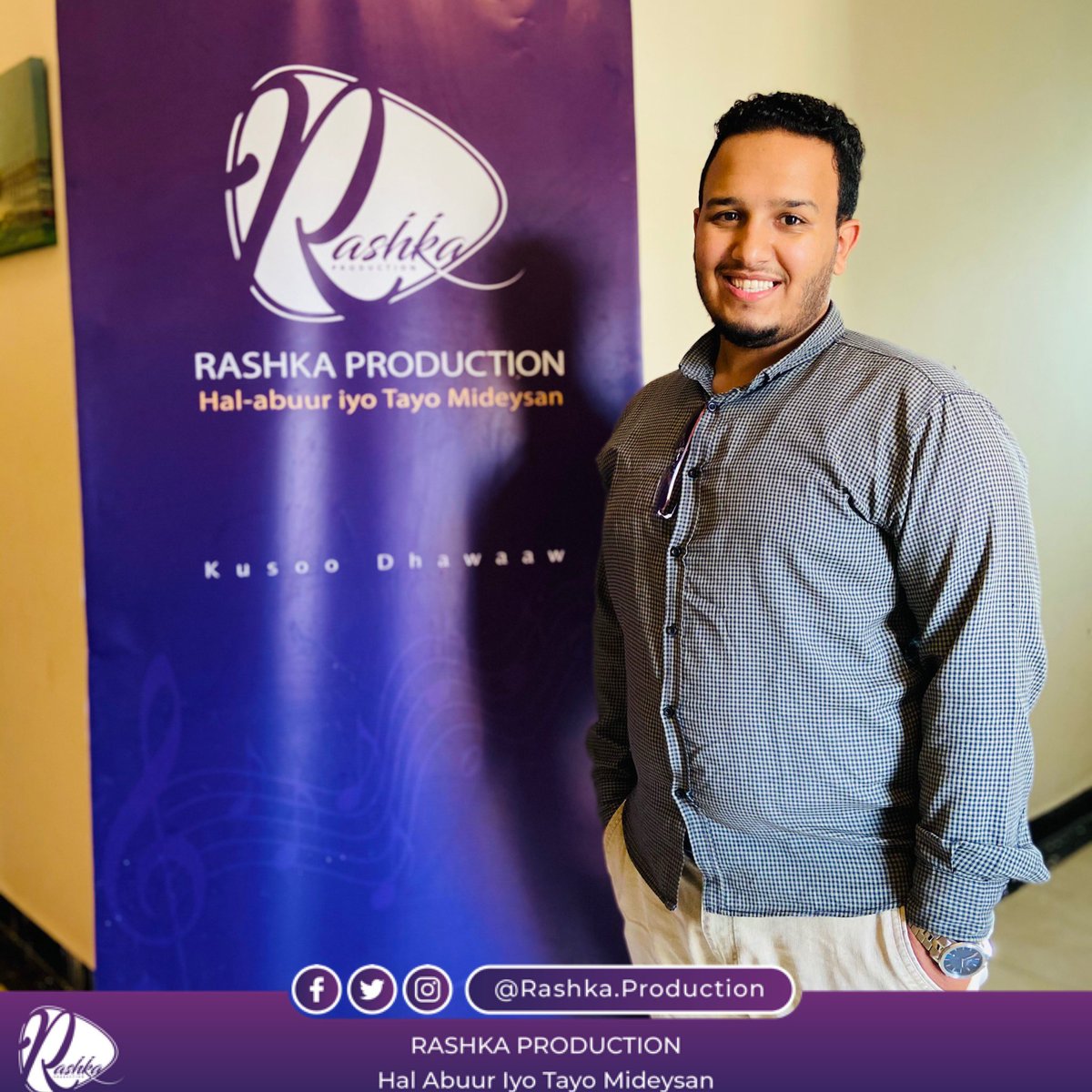 Rashkproduction's tweet photo. Waxaa nagusoo biiray Maxamad Raqiib oo ah camera man , iyo Director caalami ah oo u dhashay Yemen. Waxa uu qeyb ka noqon doona howlaha aan wadno ee la xiriira Fanka iyo guud ahaan horumarinta Media.
Waxaan leeynahay Maxamed kuso dhawaaw soomaaliya 🙏♥️
#RashkaProduction https://t.co/zJhtDtG8f0