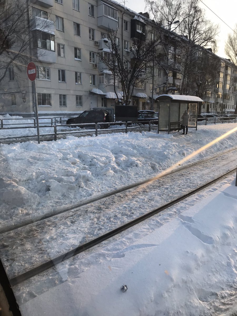 Denis3874's tweet photo. «Советской армии» из города остановка трамвая https://t.co/zAlvpCg8VD
