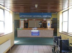 Donegal Sinn Féin T.D’s, @PadraigMacL and @PearseDoherty, have said that the situation at Letterkenny University Hospital over the weekend, whereby patients were being treated in ambulances should not have been allowed to occur. For more click on 👇https://t.co/2TL4yX8iNg https://t.co/n16p2oHV1F