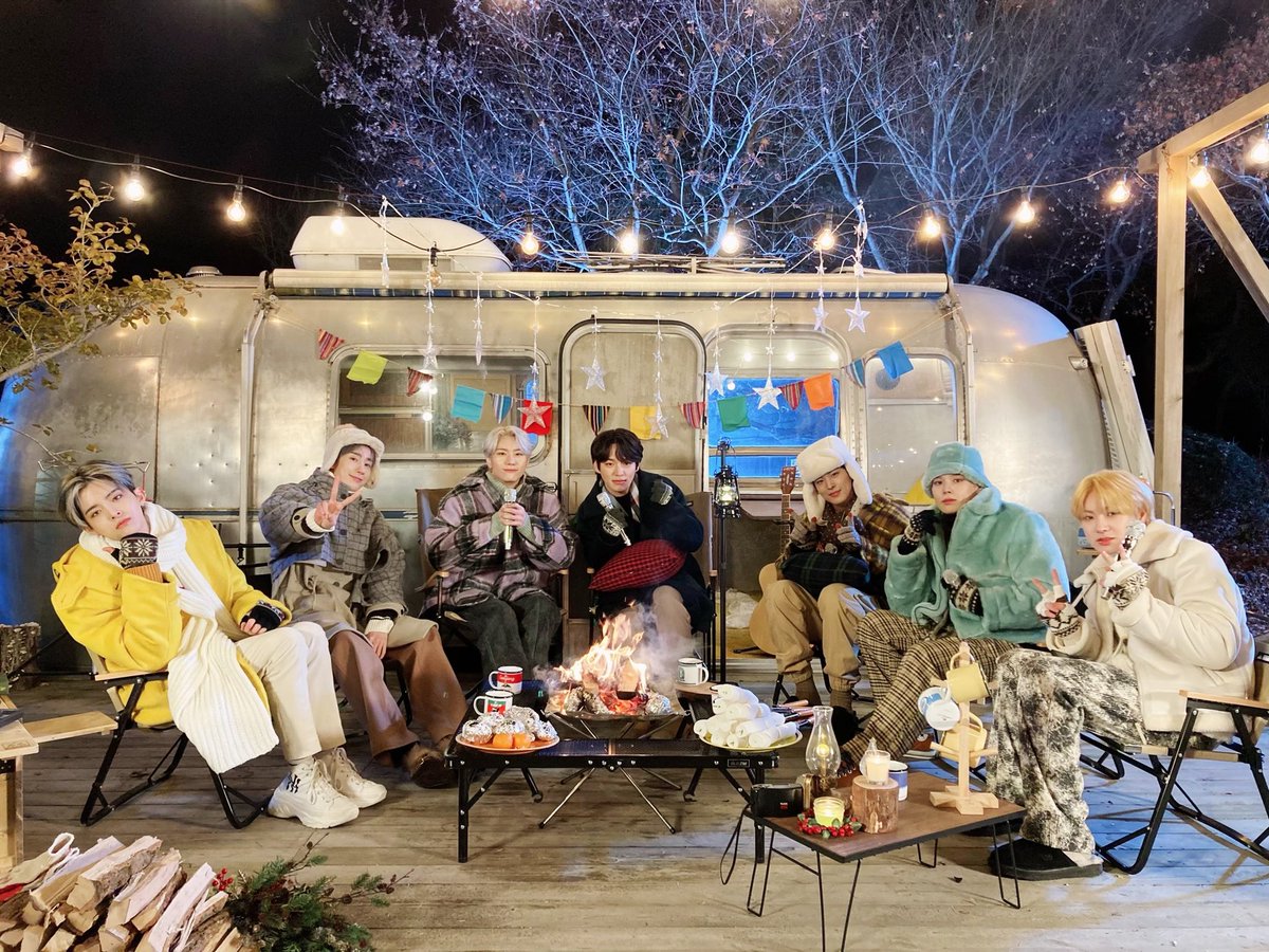 VICTON1109's tweet photo. 💙💛 https://t.co/ULAeAU6Zj5