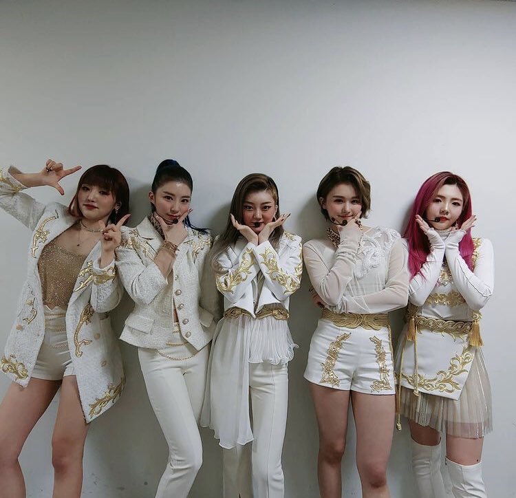 ErcyRYxXEAAm4SV?format=jpg&name=900x900