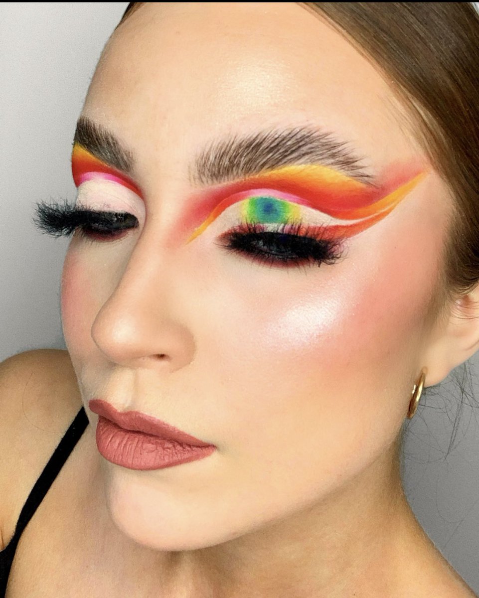 lexivautour's tweet image. ✨tripppyyyy✨

@bperfectcosm Carnival XL pro
@MorpheBrushes @jamescharles Palette
@serenityxlashes in Jessica
@BenefitCanada Brow Pen Deep Brown
@rarebeauty Blush in Grace
@nudestix Terracotta Tan

#makeup #mua #morphebrushes
