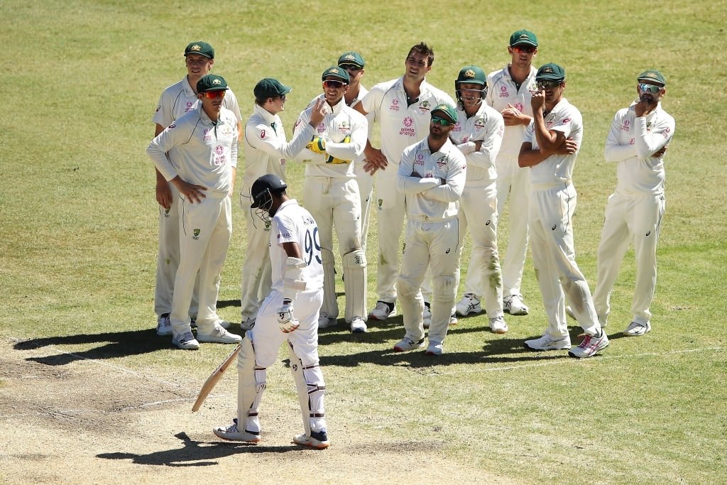 GOAT is the word for Ravichandran Ashwin anna.With ball&took 3 important wicket with around 3.45ecoBat survived 128 balls 39runs despite being tweak back & had treatment on his ribs.But as he said : you are bruised and battered, it is important to hang in there. #Ashwin