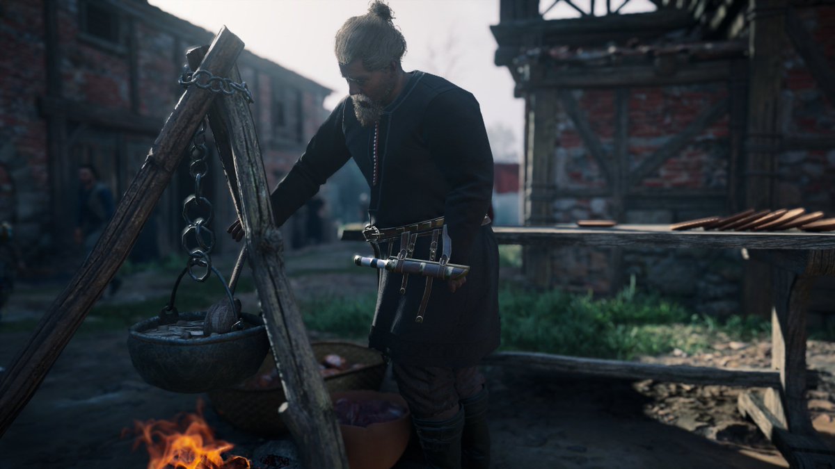 Typically, Anglo-Saxon men would wear a knee-length tunic with short sleeves over an undergarment, and trousers wrapped in bands of fabric called winingas from under the knee to the ankle. Some also had a dagger called a "seax" (which the word "saxon" derivates from).