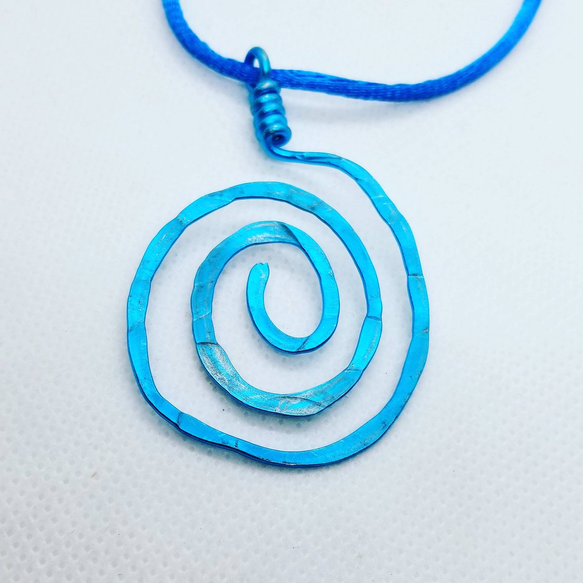 Teal wire swirl, casual and fun!

Shop the winter clearance at MBARTICULTURE.COM

#MBArticulture #tealjewelry #wirejewelry #sale #clearance #clearancefinds #clearancesale #salesalesale