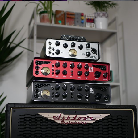 irukka_musicals's tweet photo. Our range of digital power amplification has something for every budget and type of player.
Ashdown always has you covered!
Rush down to our online store to get yours! https://t.co/YCHZVUCX4d
#ashdown #amplifier #bassamp #ashdownamps #ashdownengineering #bassguitar https://t.co/9wWgzuTweO