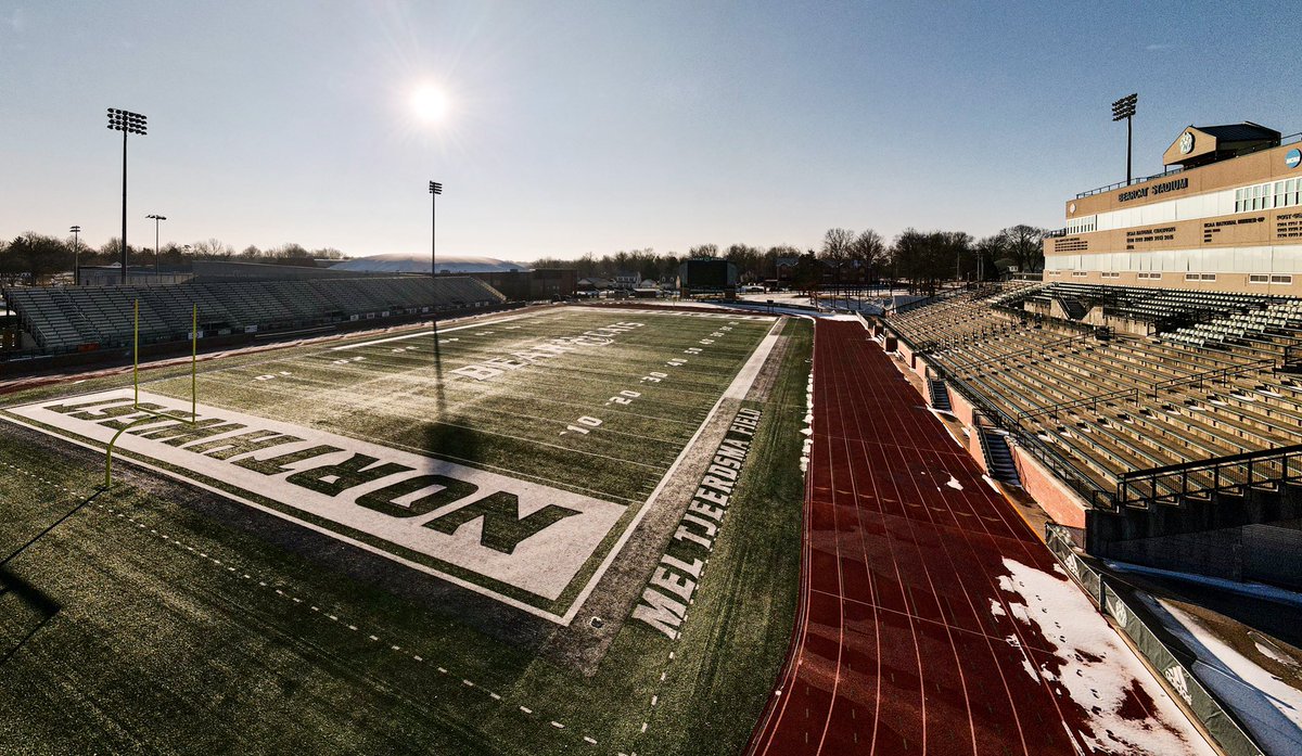 NWBearcat_FB's tweet photo. Nowhere better. https://t.co/VYVXP4bheI