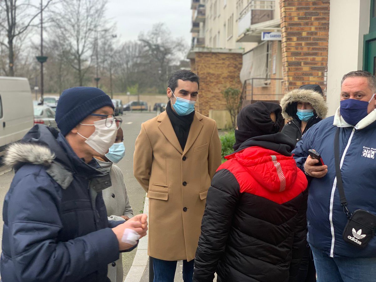 A la rencontre des gardien.ne.s de l’OPH de #Montreuil : des remerciements pour leur action vitale dans nos logements sociaux dans cette période si particulière, en faveur des milliers d’habitant(e)s dont la précarité du quotidien se renforce ces dernières semaines.