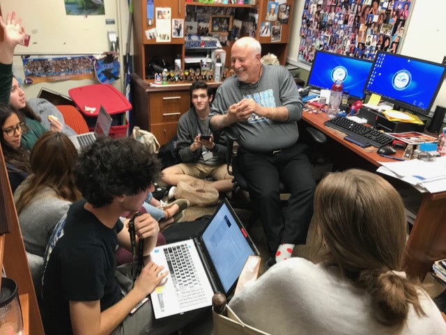 While we can’t be in person with @CommonApp and @Collegewise during @CFPExtraYard weekend, join us in celebrating the counseling team at @palmettoSHS as the 2021 Excellence in College Counseling Award recipient! 🏆 @MiamiSup @MDCPS @mpshactivities @MPSHPTSA @MDCPSSouth