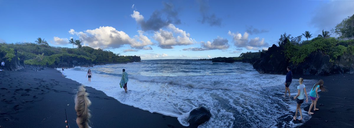 b3llb0y_gaming's tweet photo. Road to Hana Highlights! #roadtohana #maui https://t.co/q4Ih5vHnPU