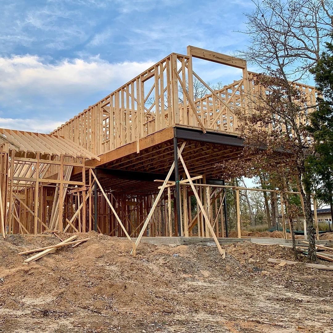 CustomRobert's tweet image. Robert Elliott Custom Homes is here to make all your lake home dreams come true! Coming soon are two new Custom Spec Lake Homes on Henderson Bay. Additionally, we offer light-filled Contemporary Cottages, Porch Homes and Harbor Front Townhomes. Ready to get started? 214- 762-3476