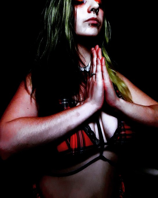 Food morning 😘 https://t.co/oVruDQpvha #onlyfans #onlyfansbabe #cashslut #spoilme #GiveMeYourMoney #goddess<a href="/tag/onlyfans"class="tags">#onlyfans</a><a href="/tag/goddess"class="tags"><span>#goddess</span></a><a href="/tag/spoilme"class="tags"><span>#spoilme</span></a><a href="/tag/cashslut"class="tags"><span>#cashslut</span></a><a href="/tag/givemeyourmoney%20"class="tags"><span>#givemeyourmoney </span></a>