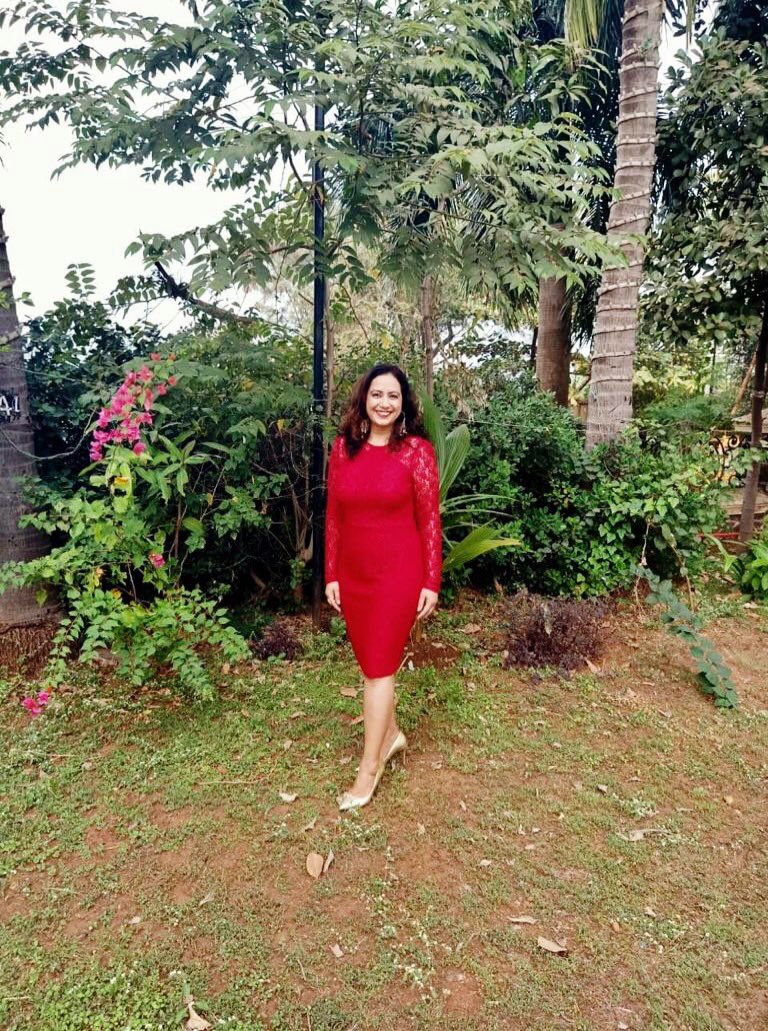 ImageStilista's tweet photo. Glimpses from the shoot mode #shoot #netdress #reddress #videoproduction #aditikhanna #imagestilista #imageconsultant https://t.co/9loarTCe98