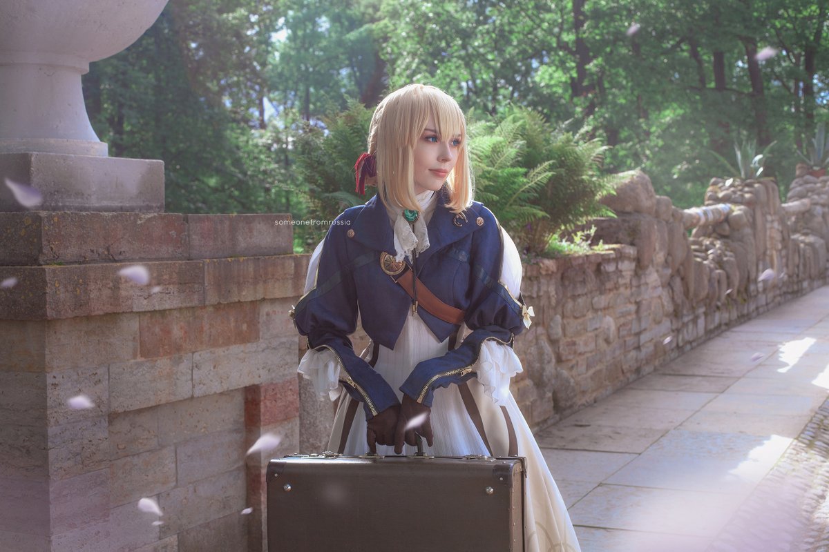 «𝙸 𝚠𝚒𝚕𝚕 𝚛𝚞𝚗 𝚊𝚜 𝚏𝚊𝚜𝚝 𝚊𝚜 𝙸 𝚌𝚊𝚗 𝚝𝚘 𝚠𝚑𝚎𝚛𝚎𝚟𝚎𝚛 𝚖𝚢 𝚌𝚞𝚜𝚝𝚘𝚖𝚎𝚛 𝚍𝚎𝚜𝚒𝚛𝚎𝚜. 𝙸 𝚊𝚖 𝚝𝚑𝚎 𝙰𝚞𝚝𝚘 𝙼𝚎𝚖𝚘𝚛𝚒𝚎𝚜 𝙳𝚘𝚕𝚕, 𝚅𝚒𝚘𝚕𝚎𝚝 𝙴𝚟𝚎𝚛𝚐𝚊𝚛𝚍𝚎𝚗.»🧳

#ヴァイオレット・エヴァーガーデン 
#VioletEvergarden https://t.co/GkNk3XChc4