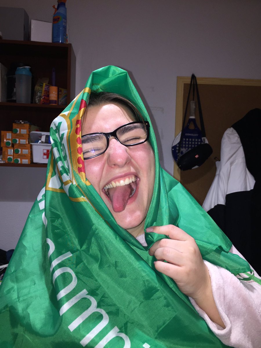 karenciass's tweet photo. ✨✨✨✨✨mg a
💚💚LA GEMA DEL BETIS💚💚
para tener suerte en todos tus exámenes✨✨✨✨✨✨ https://t.co/bwYsveZbZI