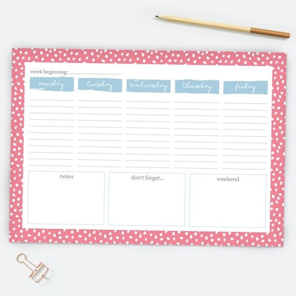 Struggling to stay organised? Get a desk planner! They’re so handy for writing all of your plans, and with 53 pages, they keep you organised all year round ✏️

dottyaboutpaper.co.uk/desk-planners