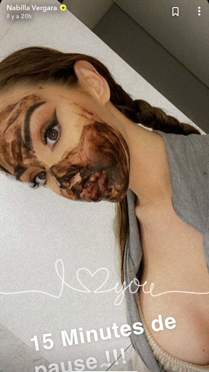 AurelieDenots's tweet photo. Faites-vous plaisir pour la légende de cette photo #twitter ! 
#Nabilla https://t.co/zPHcOHj0xJ