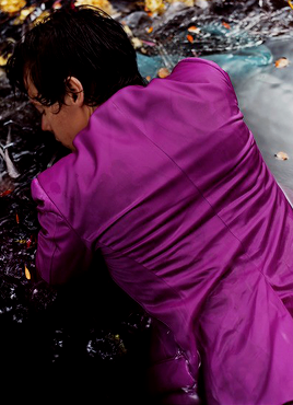  the iconic harry styles album photoshoot by harley weir; a thread 