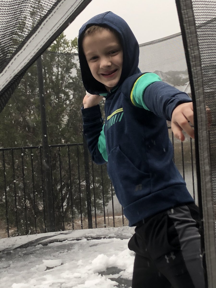 Jamie683's tweet image. Snow balls and snow angels! How fun! #snowday #beDSE