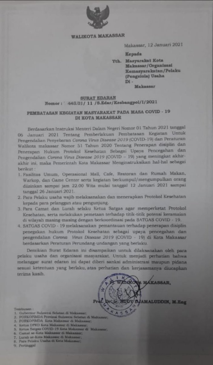 SupirPete2's tweet photo. makassar kayak tv one.

saat yg lain melakukan pembatasan, dia malah melonggarkan.

memang beda. https://t.co/BogFEPUjYM