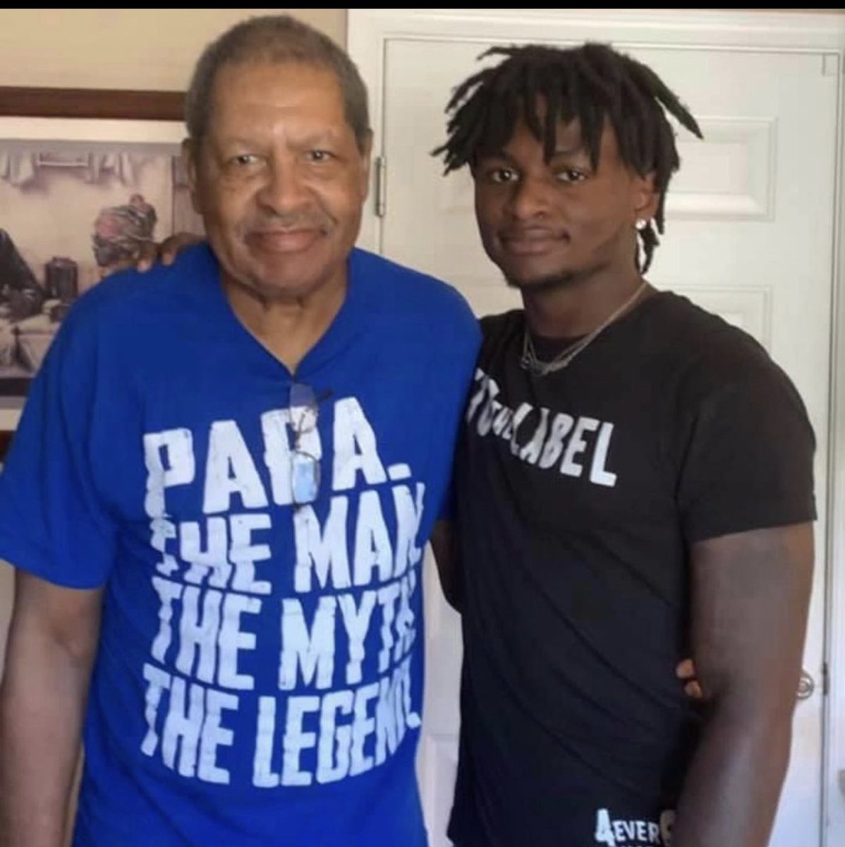 NikkiBJaxx417's tweet photo. The Babyboy is 19 y’all‼️‼️ Go getem @ogscrappy My Hornet 🐝 stay ready 💫🐝❤️💙🤞🥰😍 #LoveScrap #Year19 https://t.co/M7YqZrcpOY