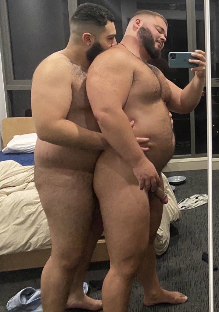meatyhenri's tweet photo. Big boys have more fun @notsorrydad22 
🎬https://t.co/mWbugEGkBA https://t.co/oyl7AJMwTk