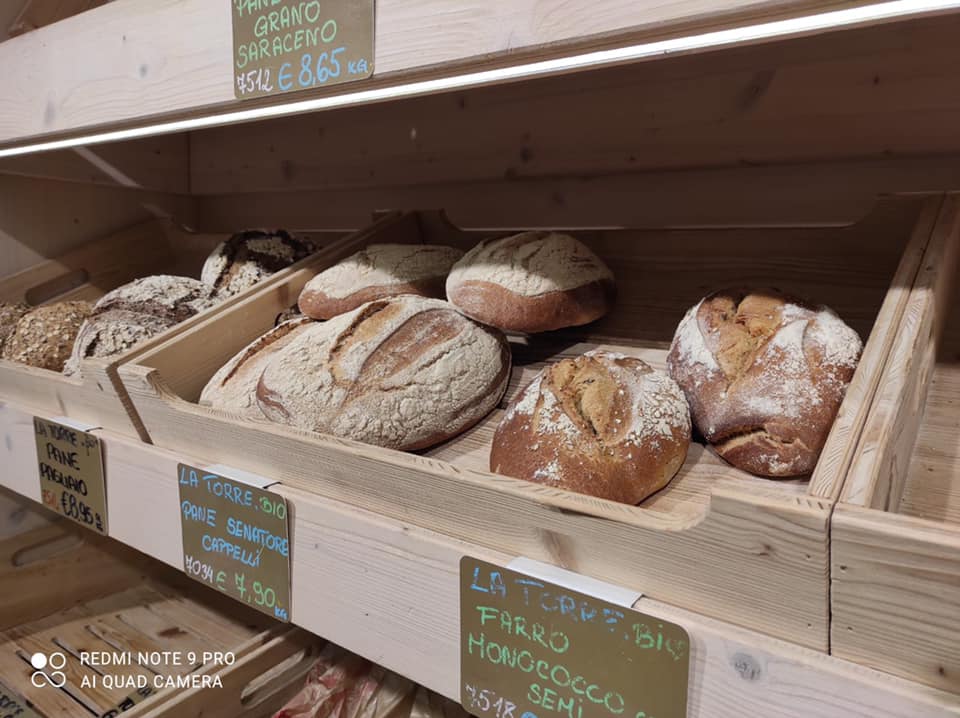 EvitaBio's tweet photo. Lunedì 11 gennaio
In via eccezionale anche oggi il pane del Forno La Torre 
Orario continuato
9/00-20/00
Staff
#biologico #tuscany #empoli #evitabio #naturasi #pane #forno #viaeccezionale #torre #orario #staff https://t.co/E43N92Pk4j