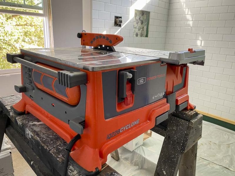 ProToolReviews's tweet image. The #iQPowerTools iQ228 Cyclone 7-inch Dry Cut #TileSaw helped us install a whole lot of subway tile dust-free and without needing a wet saw. bit.ly/2K4DBCR

#tiling #bathroom #remodeling #contractors #construction #dustcollection #tools #ptriqp21