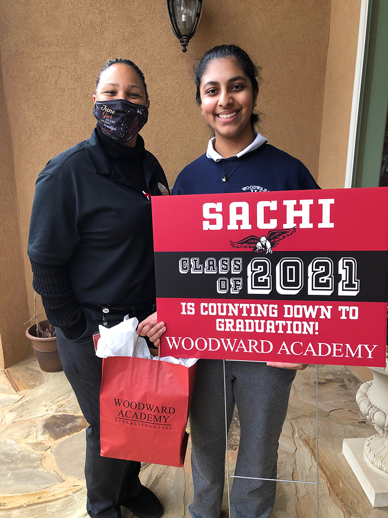 WoodwardAcademy's tweet photo. #ICYMI on Friday: Woodward seniors received a visit from school leaders, who dropped off yard signs and goodie bags to celebrate the start of these students' last semester. 🎉🎉🎉🎉

#Classof2021 
#CountdownToGraduation #WoodwardWay #SeniorSurprise https://t.co/2WHGad0iFb