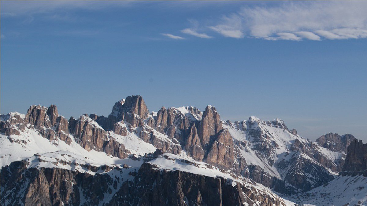Rinascente's tweet photo. 🗻 MOUNTAIN LANDSCAPES WE LOVE:
Tofane di Rozes - Dolomiti Ampezzane
Alt: 3225 m.
Long: 7,49E
Lat: 45,51N
Scopri le proposte dedicate alla montagna in #RinascenteMilano e su https://t.co/HJYZRV2hZL.
#TimeToBeCool
Ph. Marco Beck Peccoz https://t.co/y0AoipQ4z8
