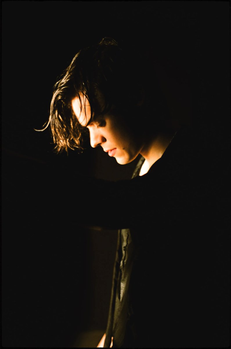  the iconic harry styles album photoshoot by harley weir; a thread 
