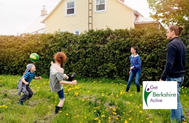 GetBerksActive's tweet photo. Donate to the #HealthyActiveMe Project to support Berkshire's underprivileged families impacted with the ongoing pandemic crisis.
Your donation will help us provide them with at-home activity packs as well as deliver family Fit, Fed & Read camps πhttps://t.co/fzvDITzlDb https://t.co/F0mDwCDjl8