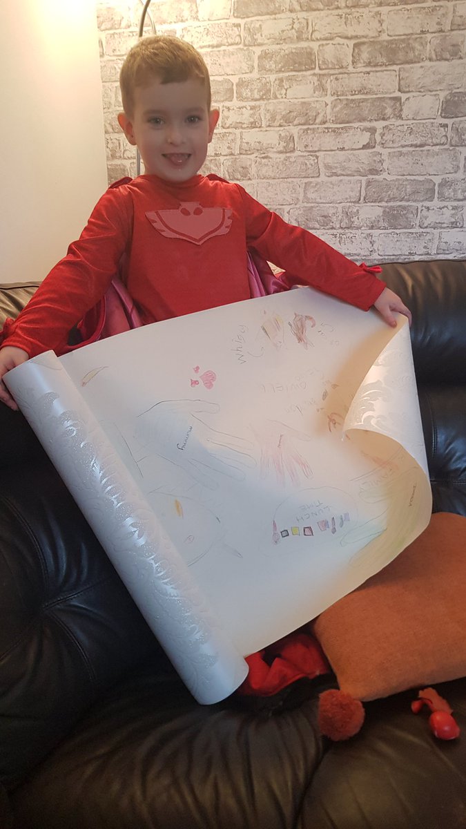GibsonsHome72's tweet photo. Well this has been fun getting the old wallpaper out, brings back some memories that! 😂 each day we're roll it out and add some more. Making schoolwork memories 2021🤪 @WoodhouseClass https://t.co/VLdvmwVMZ3