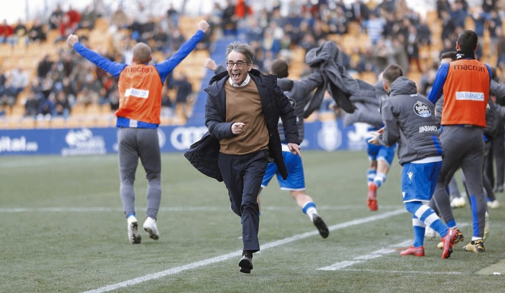 Cuando me pregunten por Fernando Vázquez, me acordaré del ascenso del 2014, de los mágicos meses de enero y febrero del 2020 y de cómo un entrenador lideró la movilización de toda una ciudad ante una injusticia deportiva y un atentado contra la salud pública. Gracias, míster.
