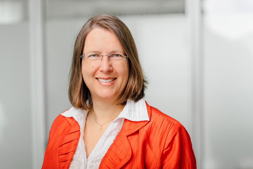 Das neue Jahr hat gerade angefangen, wie sieht die #Anlagestrategie des Swiss Life Living + Working für 2021 aus? Dr. Christine Bernhofer, Geschäftsführerin der Swiss Life KVG, gibt einen #Ausblick: livingandworking.de/blog/im-gespra… #livingandworking