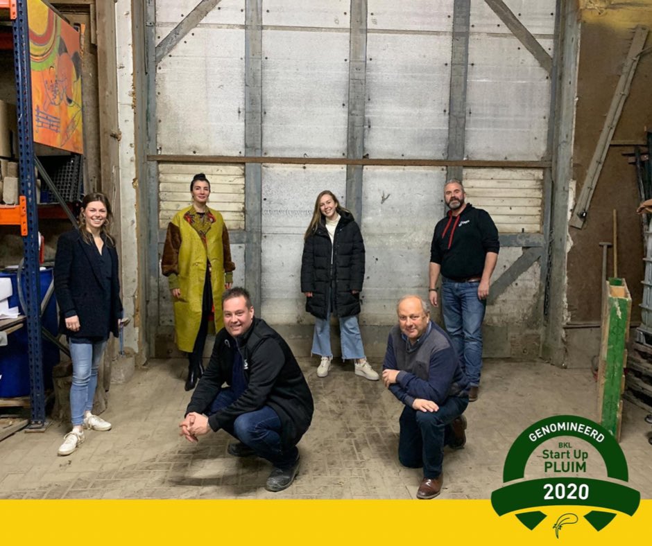 flevournl's tweet photo. Wauw! Afgelopen vrijdag hebben wij met Studio Daagsch - Flevour Box de BKL start up Pluim in ontvangst mogen nemen!
Een mooie gedeelde eerste plaats met @eetsmakelijk.nl 🏆
Wij willen iedereen ontzettend bedanken voor het stemmen 💚
#flevourbox #lokaalvoedselflevoland #BKLPLUIM https://t.co/9mTyhp6siD