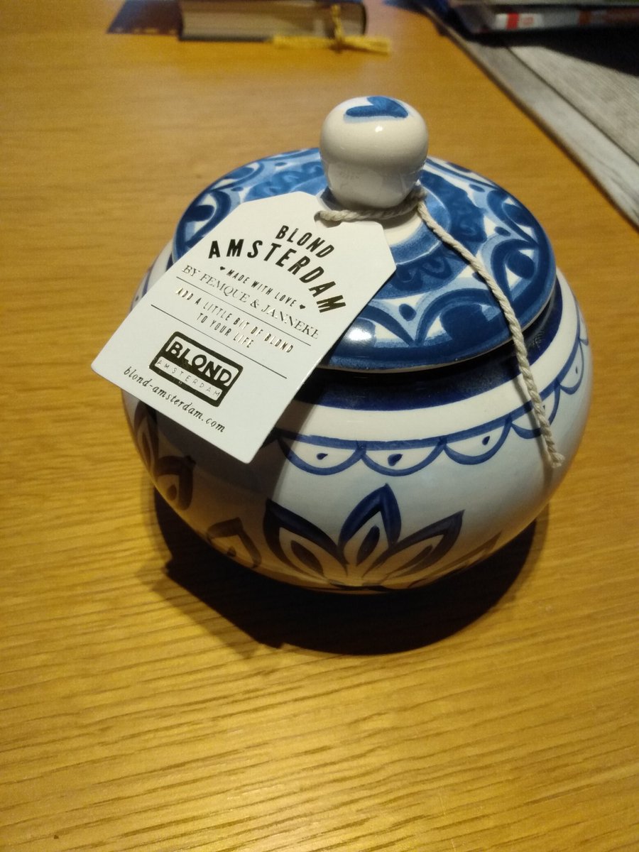 Zoon liet vanmorgen de suikerpot vallen, dankzij de service van KadoHut @kdhtnny <a href="/Winschoten24/">Winschoten24</a> Staat er al een nieuwe op tafel 😃